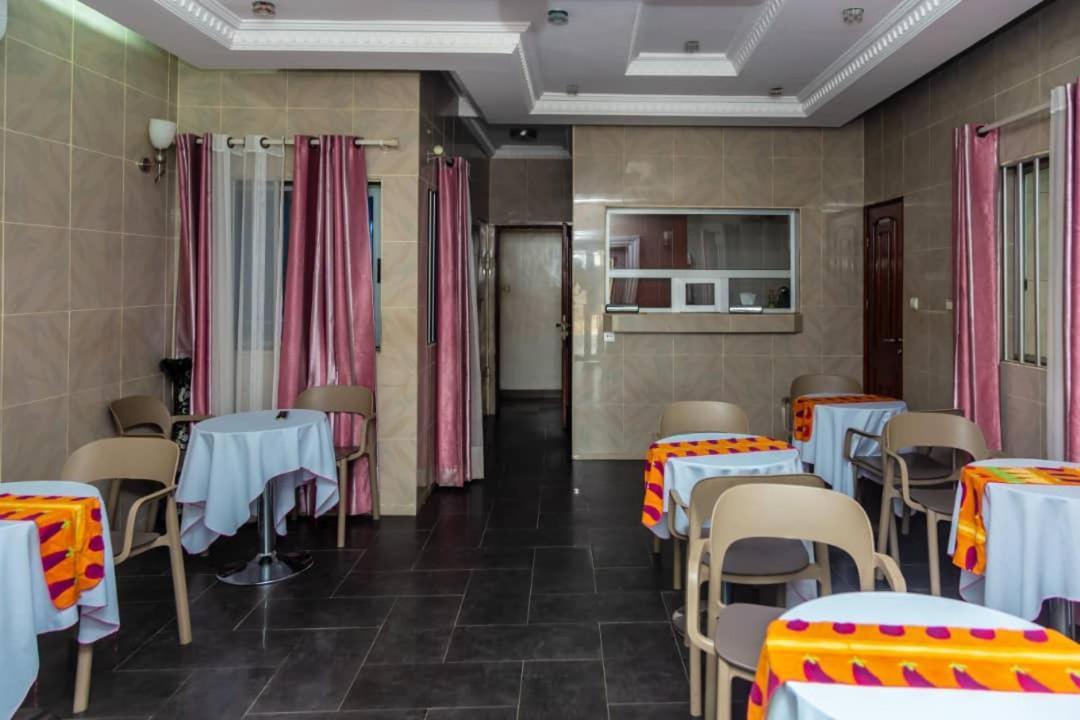 Benin Berge Hotel Kotonu Zewnętrze zdjęcie