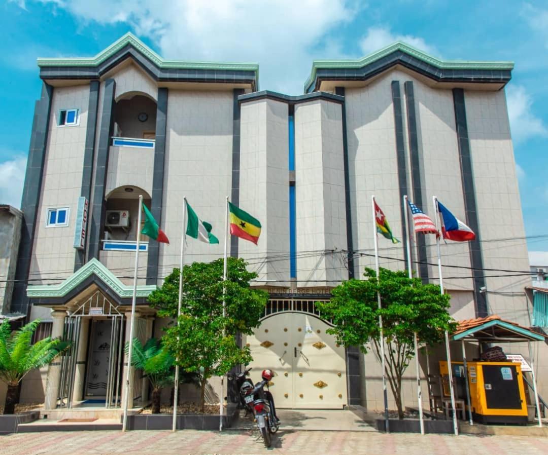 Benin Berge Hotel Kotonu Zewnętrze zdjęcie
